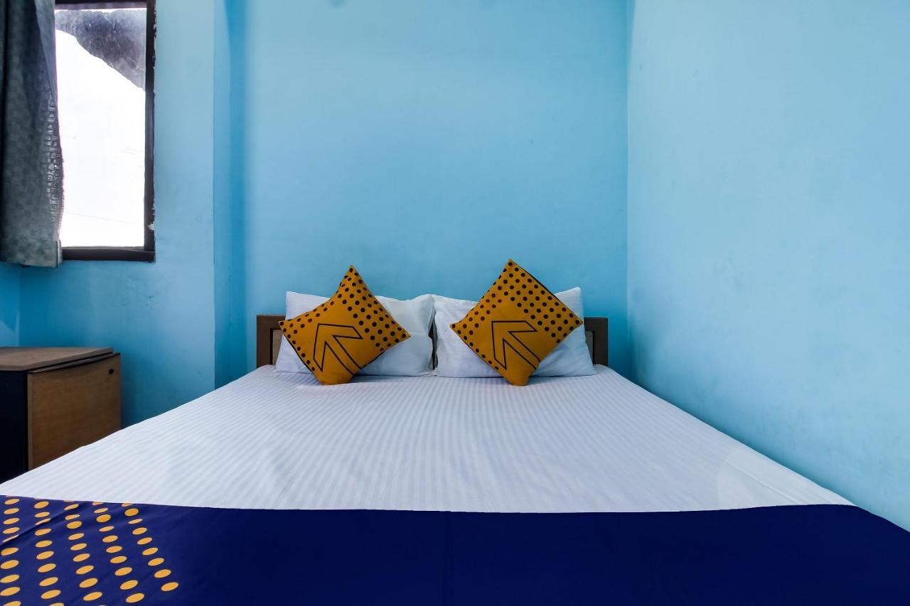 Spot On 40972 Hotel Gurubaksh Rāmpur Eksteriør billede