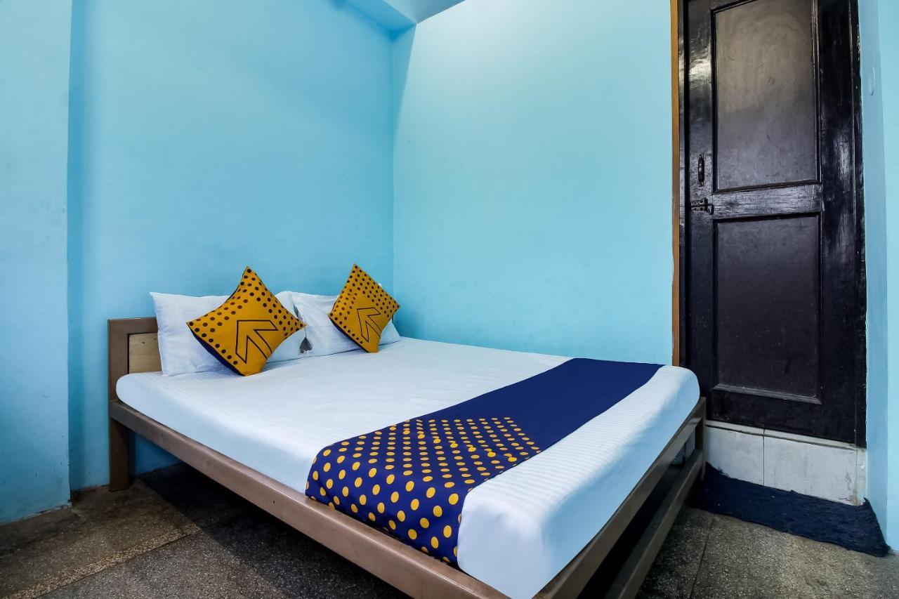 Spot On 40972 Hotel Gurubaksh Rāmpur Eksteriør billede