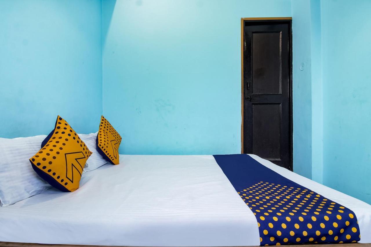 Spot On 40972 Hotel Gurubaksh Rāmpur Eksteriør billede