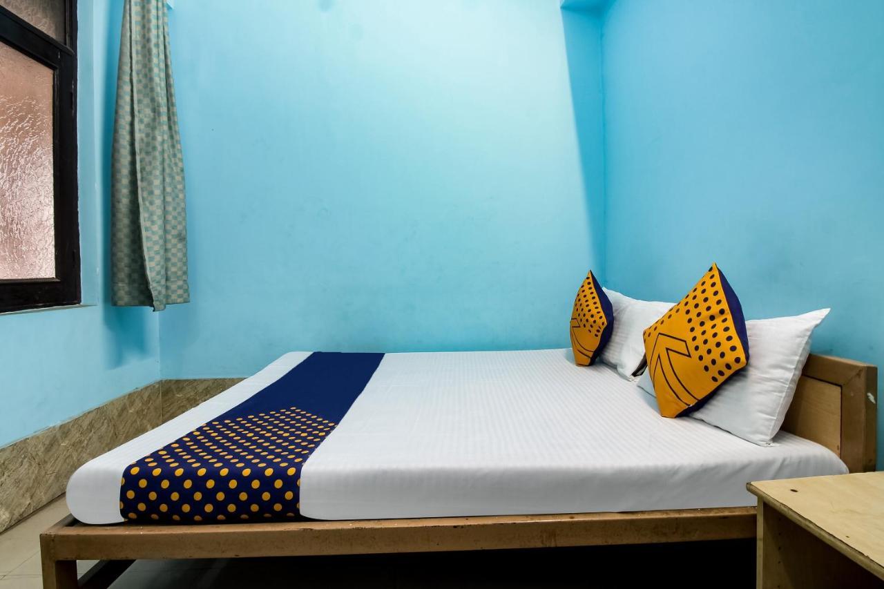 Spot On 40972 Hotel Gurubaksh Rāmpur Eksteriør billede